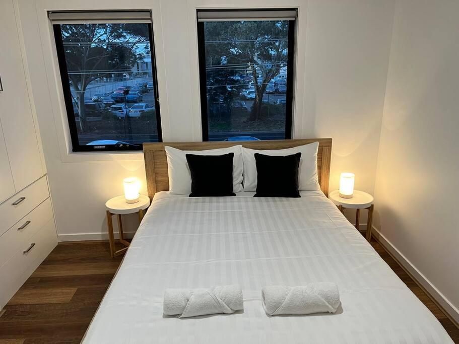 Brand New Modern 2 Bedroom Guesthouse At Airport! Melbourne Exterior photo